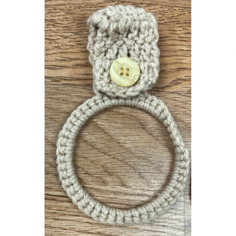 Lot of 5 Handmade Crochet Towel Holder Rings, Button Close NEW